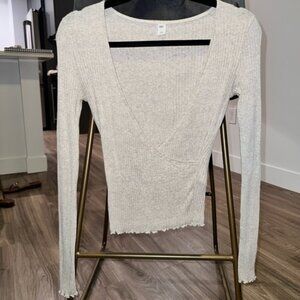 BP Nordstrom Long Sleeved Ribbed Top 🤍